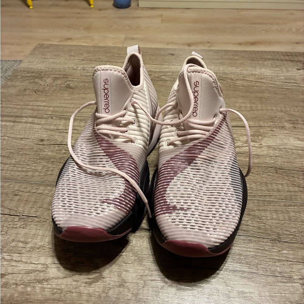 Nike Women’s Light Pink and Burgundy Athletic Training Shoes - Picture 2 of 9